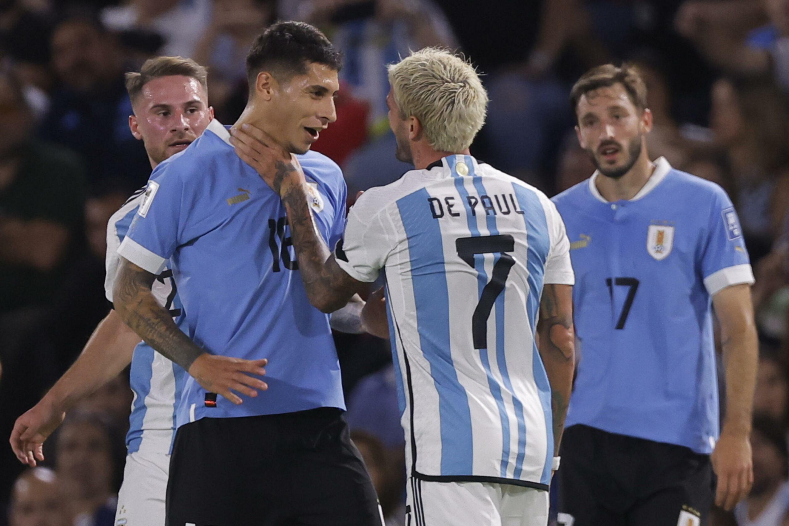 Argentina-Uruguay 0-2, gol e nervi tesi in campo: cosa è successo 