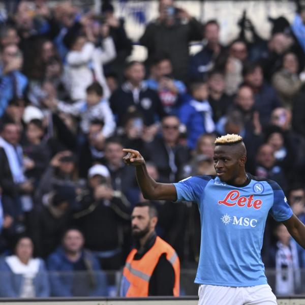 Napoli spietato, 3-2 all’Udinese: azzurri in fuga