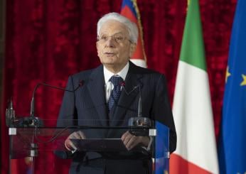 Mattarella celebra Manzoni, il presidente della Repubblica a Milano per l’anniversario della morte: “Nella sua visione la persona ha diritti universali”