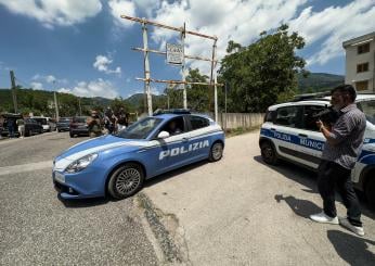 Napoli, incidente in via dei Ciliegi a Chiaiano: 17enne in scooter si scontra contro palo della luce, morto sul colpo