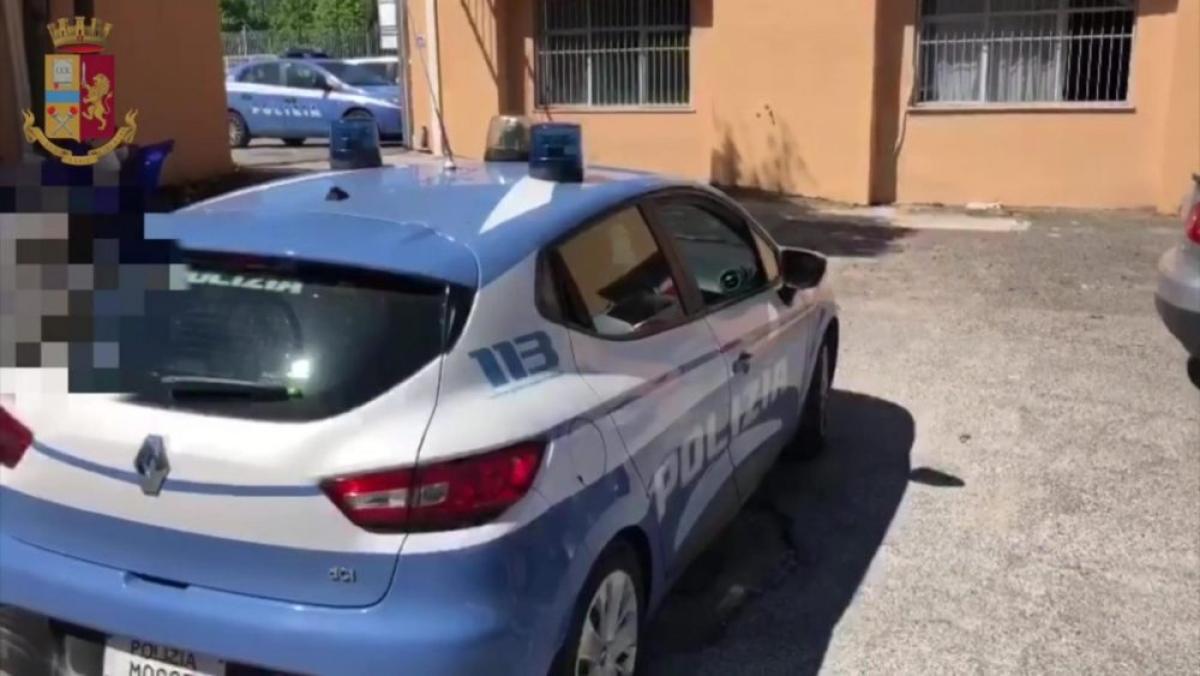 Aggressione omofoba nel Salernitano, accoltella la figlia “colpevol…