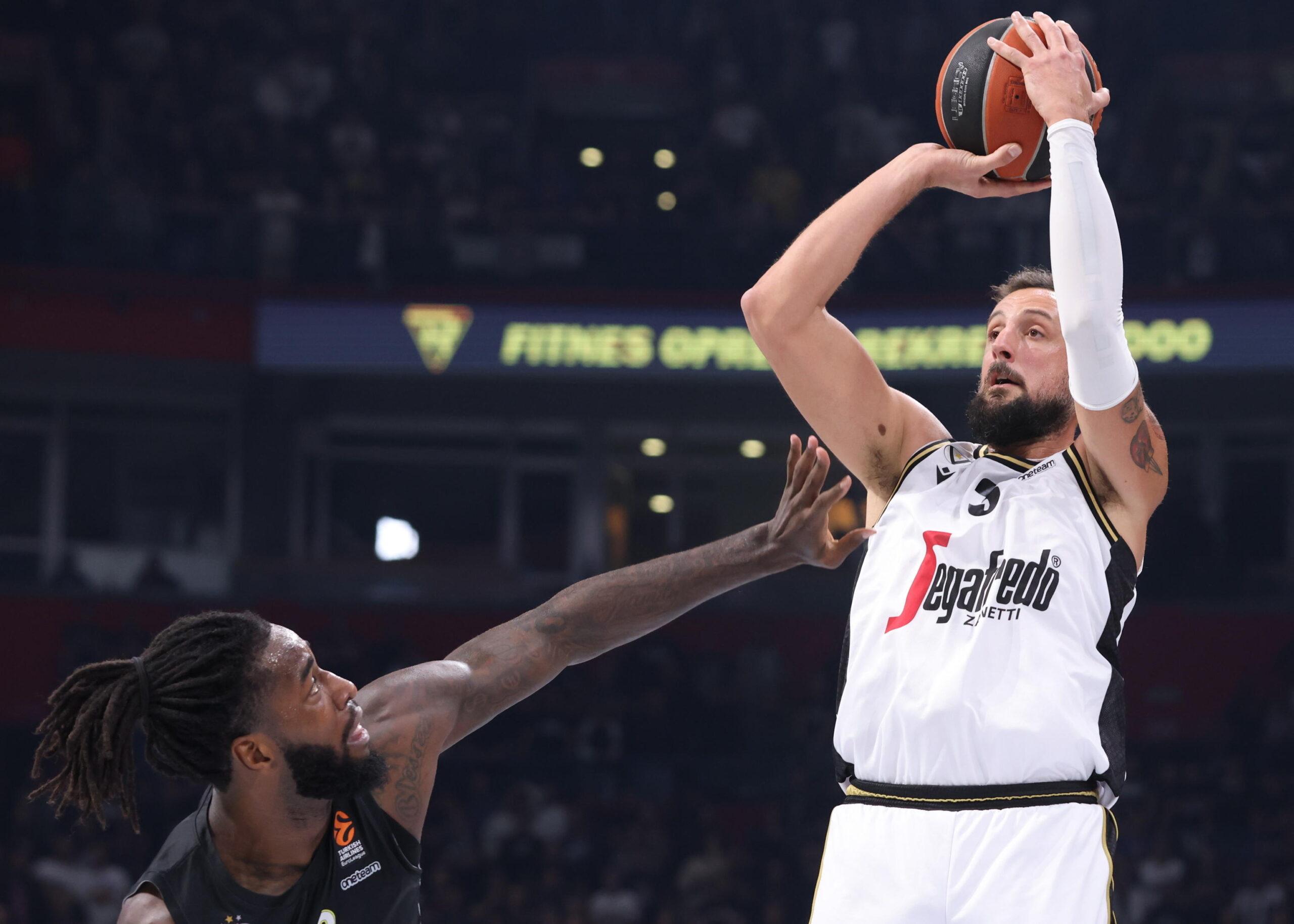 Finale Serie A basket, la Virtus Bologna vince Gara 3 contro l’Olimpia Milano