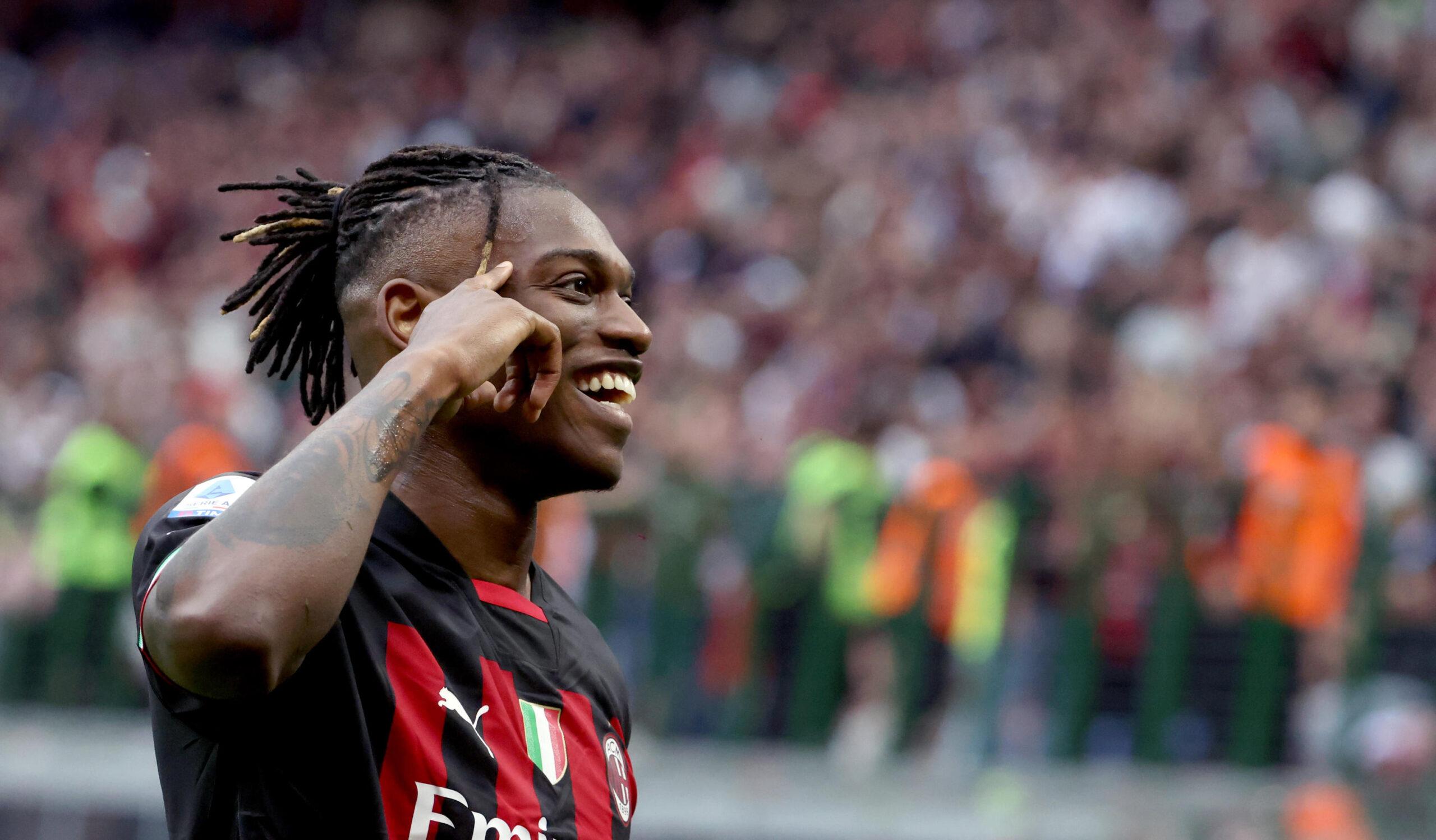 Manca solo l’ufficialità ma l’accordo è stato trovato: Leao rinnova con il Milan fino al 2028