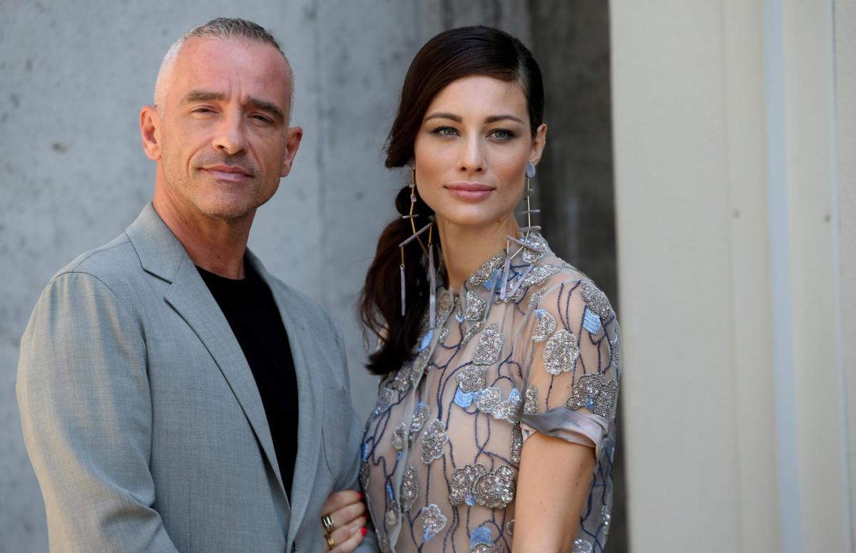 Gli auguri di Eros Ramazzotti e Marica Pellegrinelli per il complea…