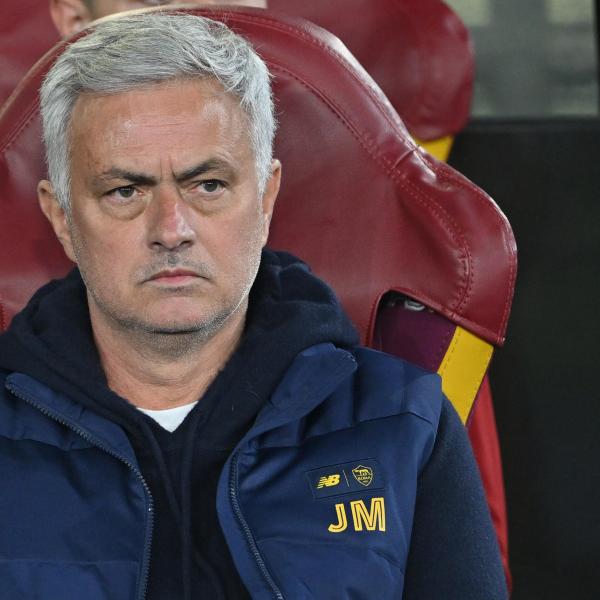 Bayer Leverkusen-Roma, Mourinho: “Vogliamo la finale. Smalling e Dybala sono recuperati”