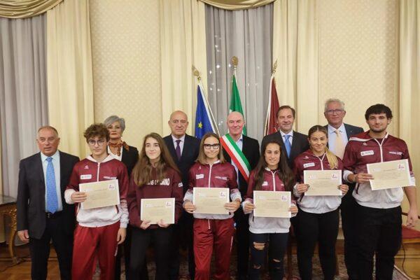 Borsa di studio a sei studenti-atleti della Libertas Unicusano Livorno