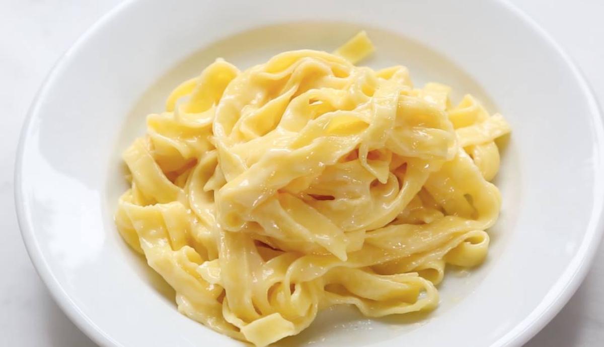 Fettuccine Alfredo, la ricetta che fa impazzire Hollywood