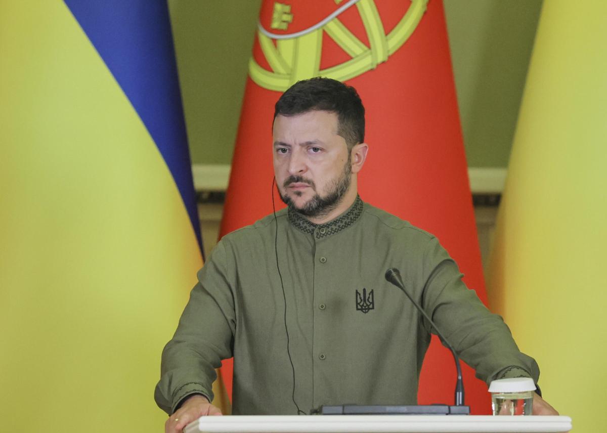 Ucraina, Zelensky: “Se attacchiamo la Russia, gli alleati ci lascer…