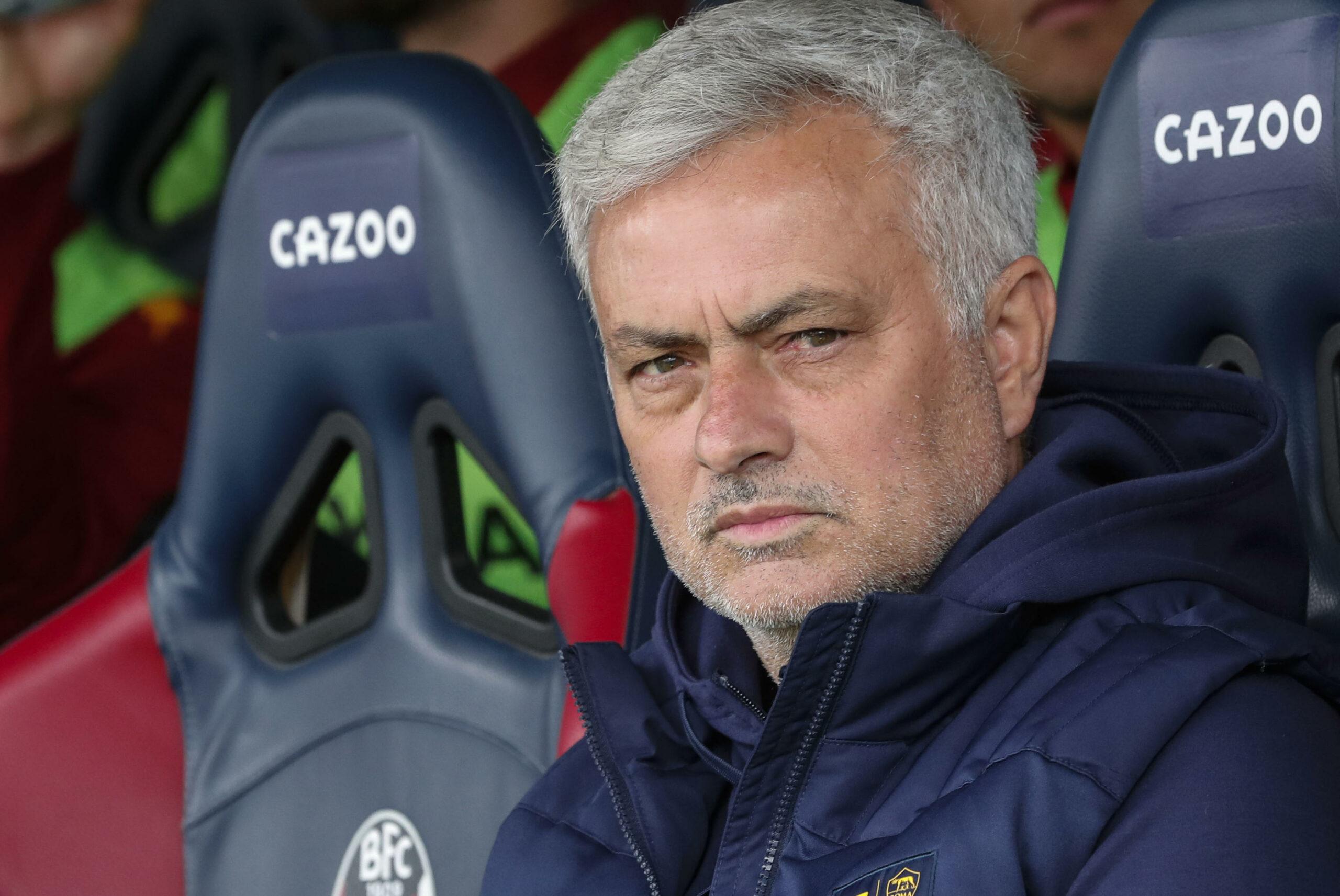 Besiktas, fiducia per l’arrivo di Mourinho. Il vicepresidente: “Ha accettato la nostra offerta”