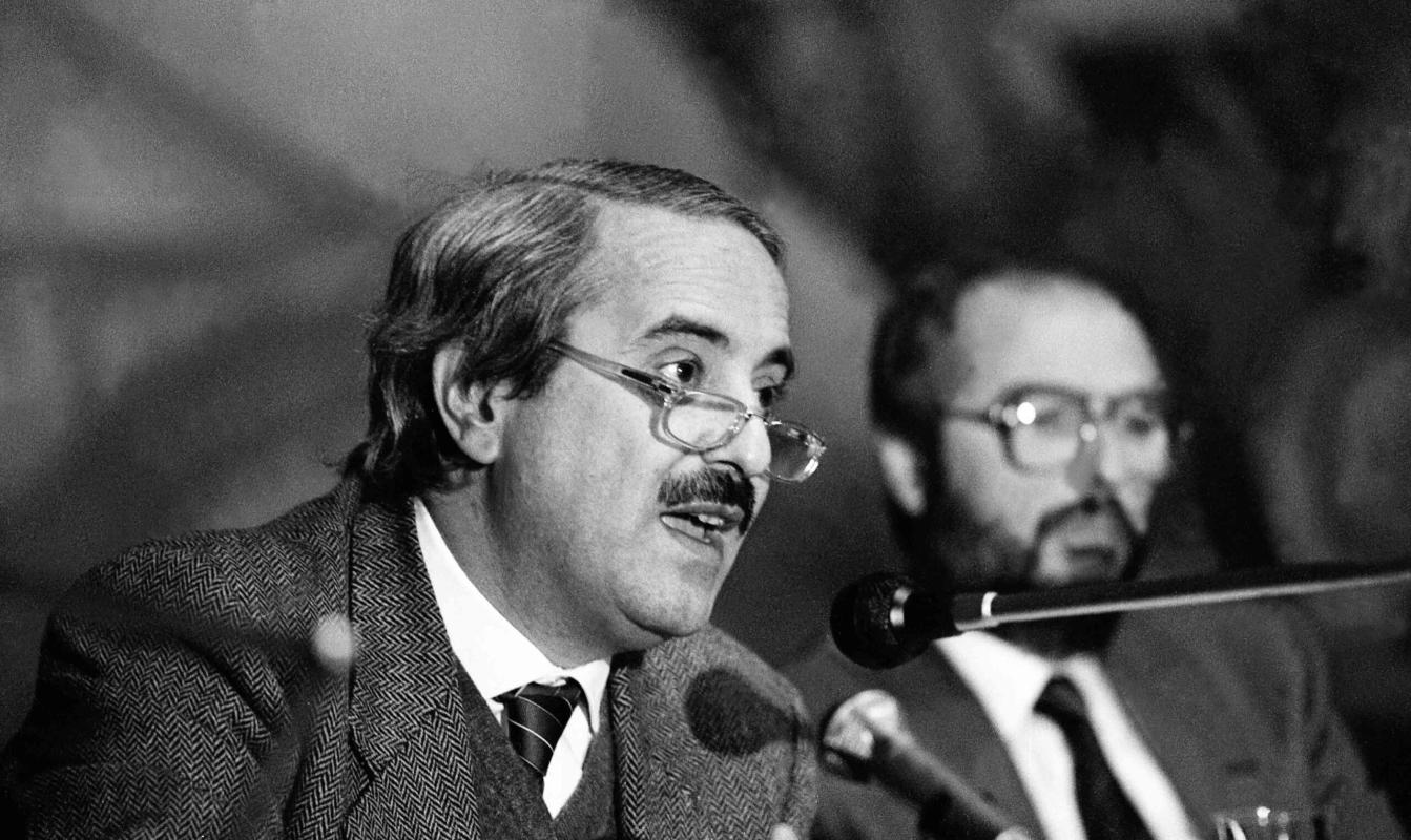 Corfinio, il paese litiga sulla piazza dedicata a Falcone e Borsellino