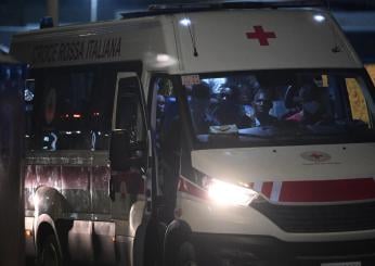 Incidente sulla A1, un bus con migranti a bordo si schianta: 2 morti, 25 feriti