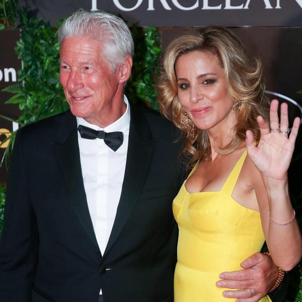 Richard Gere, nuova apparizione con la moglie Alejandra Silva al City Harvest Gala 2024 di New York