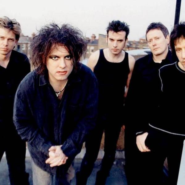 The Cure: ascolta il nuovo brano “A Fragile Thing”, testo, traduzione e significato