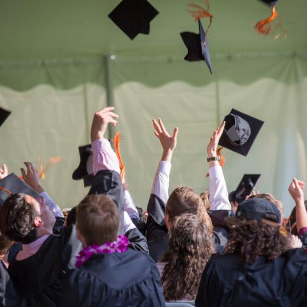 Come si calcola il voto di laurea? Guida semplice per sapere in anticipo quanto prenderai