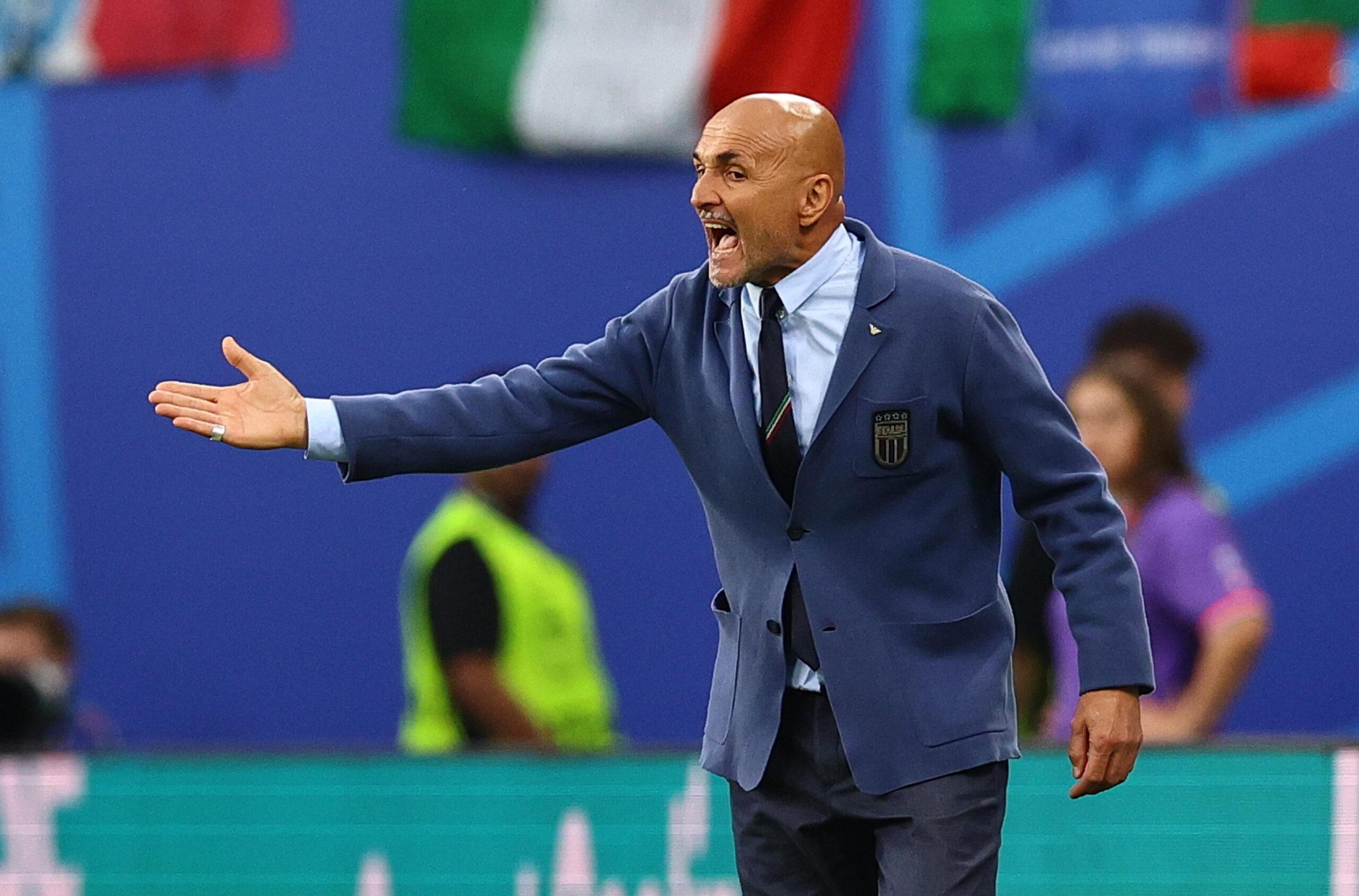 Italia, Spalletti non digerisce le domande dei giornalisti in conferenza stampa: “Se avessi avuto paura avrei fatto il vostro lavoro”