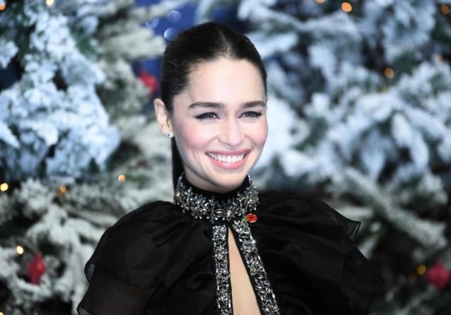 È Natale per Emilia Clarke: in arrivo "Night Before Christmas in Wonderland" su Prime Video