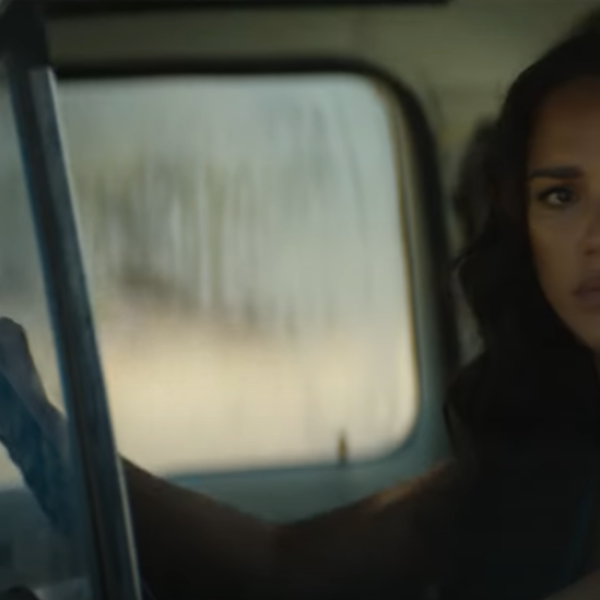 “Trigger Warning” quando esce su Netflix? Trama, cast e trailer del nuovo film con Jessica Alba