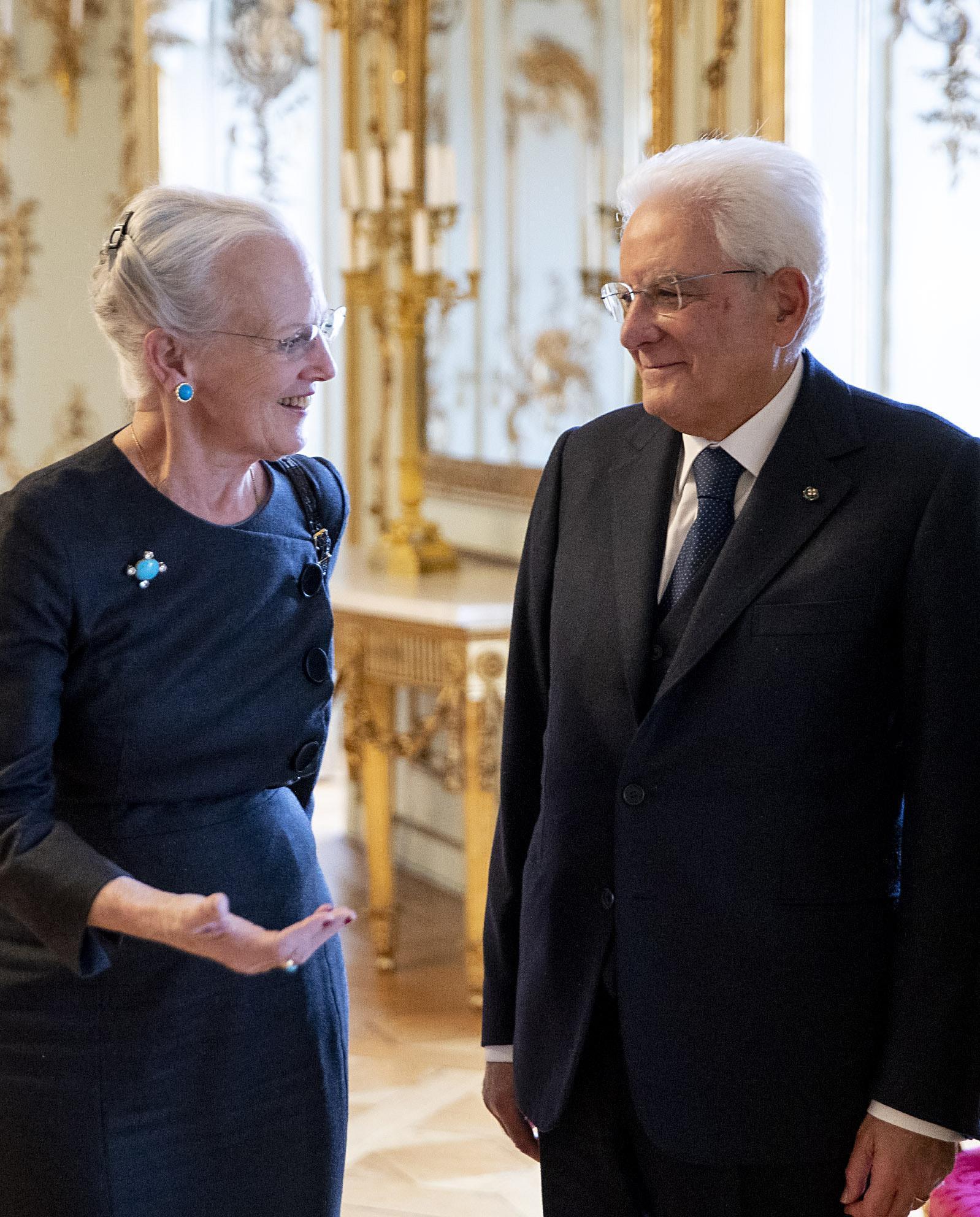 Margrethe II di Danimarca positiva al Covid dopo il funerale della Regina Elisabetta