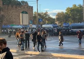 Manifestazione pro-Palestina, Roma blindata: in 6 mila a piazzale Ostiense. Scontri con lanci di molotov e idranti in azione, diversi feriti | FOTO E VIDEO