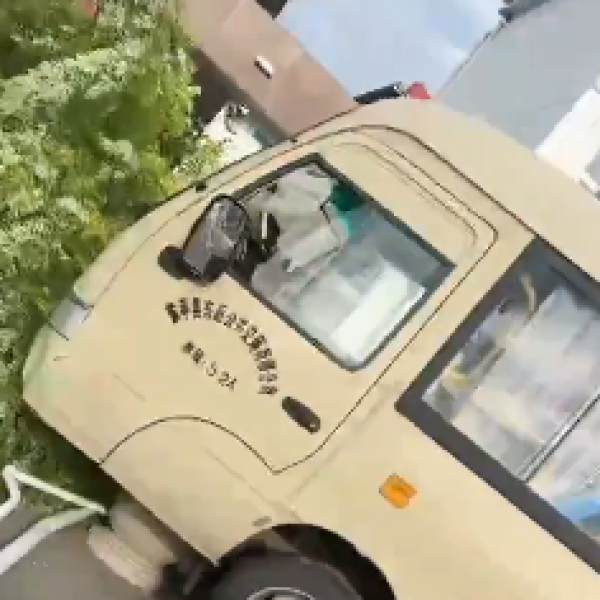 Cina, scuolabus travolge studenti e genitori a Tai’an: morte 11 persone. Cosa sappiamo | FOTO E VIDEO