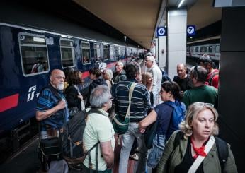 Torino, tensioni fra No Tav e Polizia ferroviaria: feriti due agenti