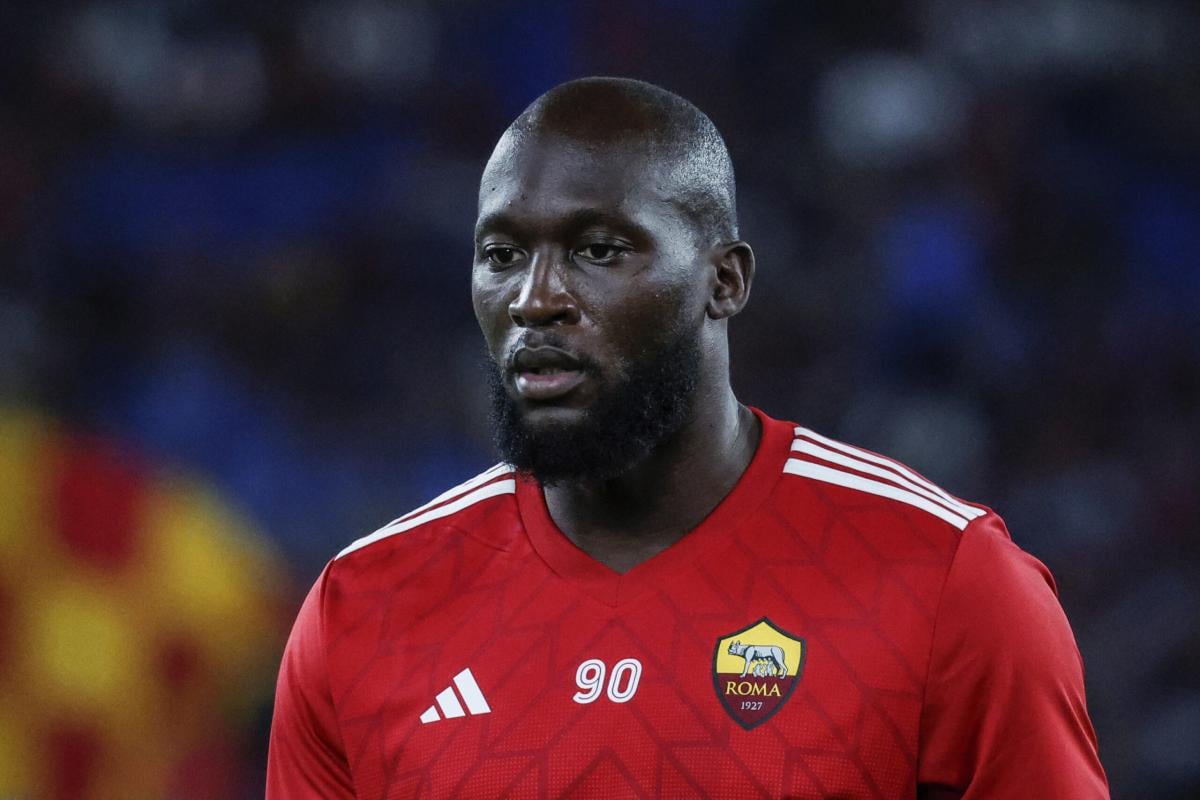 Roma, problema muscolare per Lukaku: escluso interessamento del ginocchio ma sarà out col Bologna