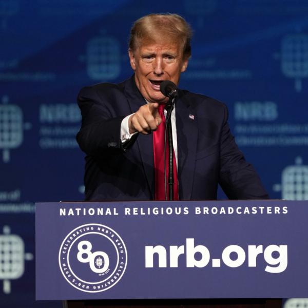 Trump nella bufera per frasi sugli ebrei: “Chi vota Biden odia la sua religione”