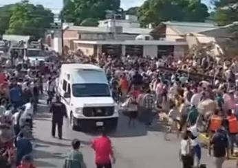 Messico, crolla il tetto di una chiesa a Ciudad Madero durante un battesimo: almeno 10 morti e 60 feriti | FOTO e VIDEO