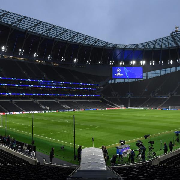 I tifosi del Tottenham contro Conte: “Fallimento totale!”. BBC: “La fine del regno di Antonio Conte”