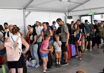 Catania, riapre l’aeroporto di Fontanarossa dopo l’eruzione dell’Etna