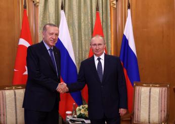 Incontro Erdogan-Putin sull’Ucraina, il leader russo: “Negoziati di pace saranno inevitabili”