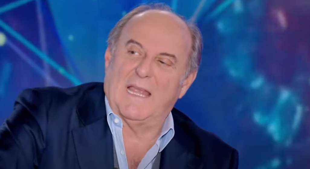 Gerry Scotti: “Vorrei rinunciare alla pensione da parlamentare, ma non si può”