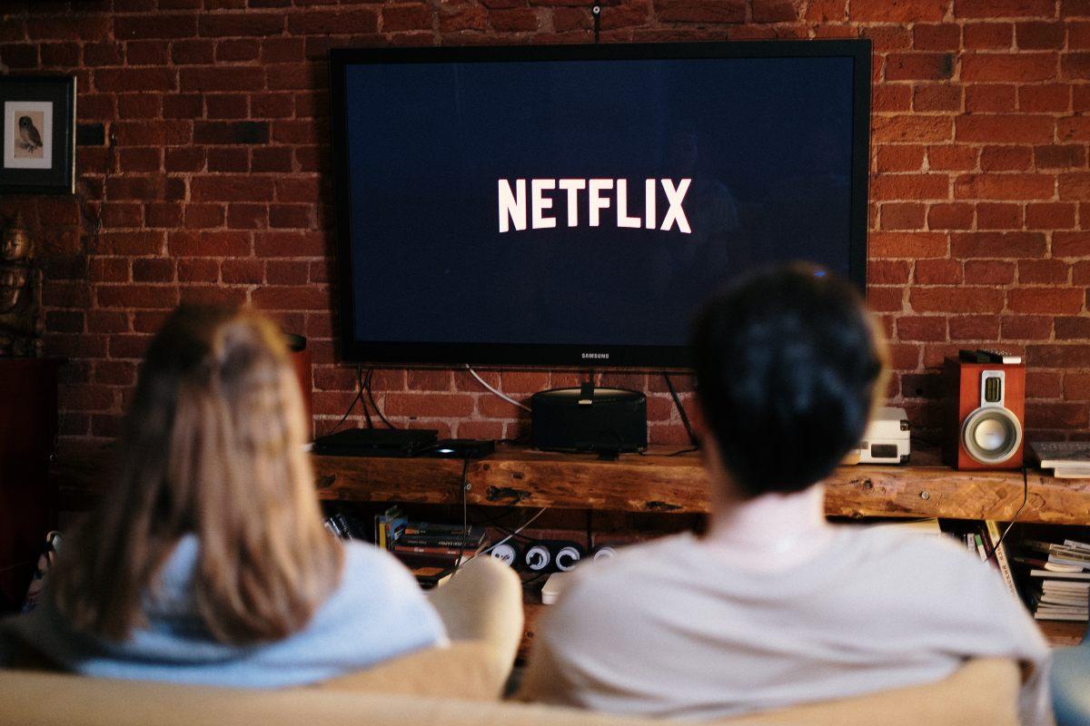 Netflix rimuove il piano base senza pubblicità, questo cosa significa per i vecchi abbonati?