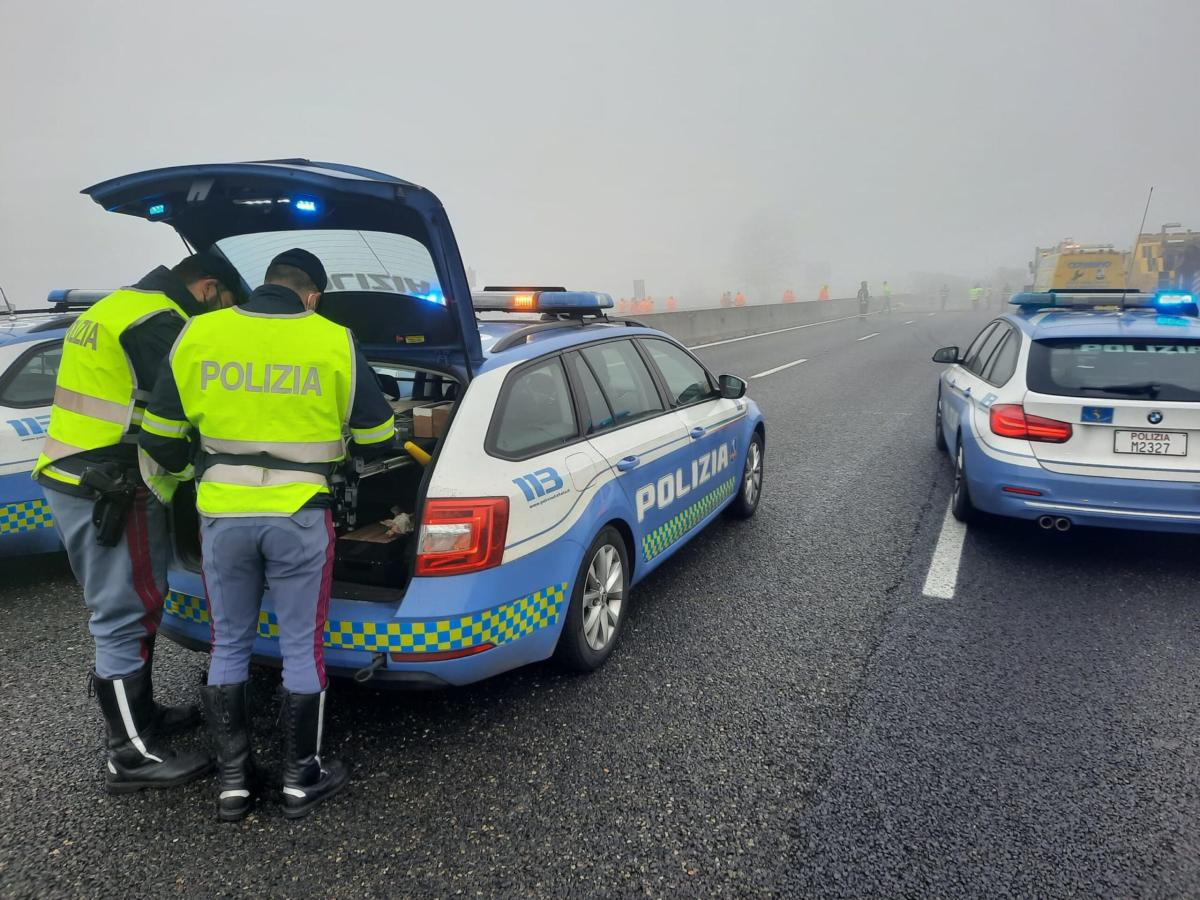 Incidente in autostrada a Lamezia, ferita una donna dopo l’urto