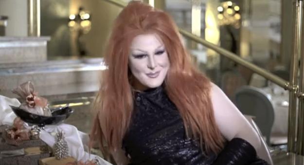 Chi è Maruska Starr, cantante drag queen di “Non sono una signora”?