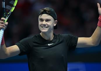 ATP Finals, Tsitsipas out dopo tre games con Rune. il greco si ritira