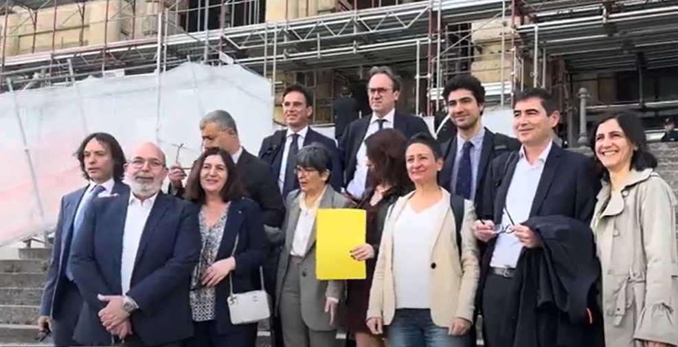 Salario minimo, PD, M5S e AVS presentano proposta di legge in Cassazione. Guerra (Pd): “Sotto i 9 euro non è lavoro, ma sfruttamento” | VIDEO