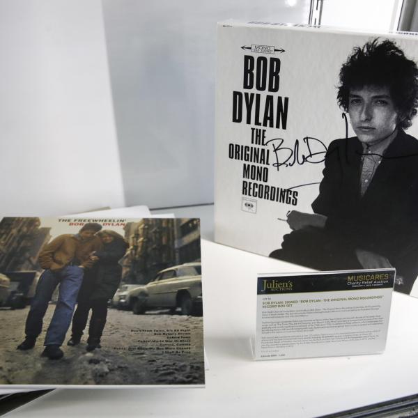 Musica, arriva Bob Dylan in Italia: concerti senza cellulari