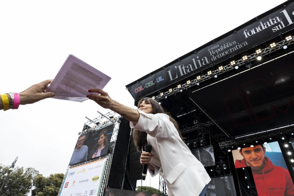 Lorenzo Parelli, chi era lo studente ricordato da Ambra al Concerto…