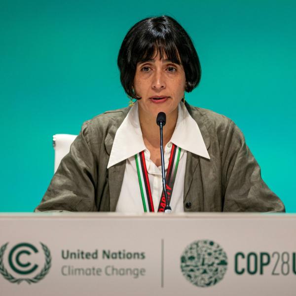 Cop28, nuova bozza dell’accordo sul clima: nessuna eliminazione delle fonti fossili