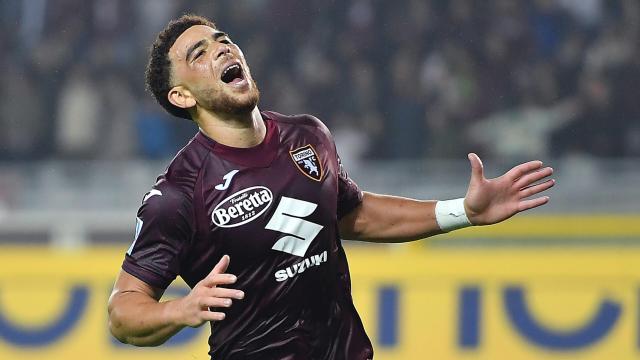 Chi è Che Adams? Età, carriera e caratteristiche del calciatore del Torino