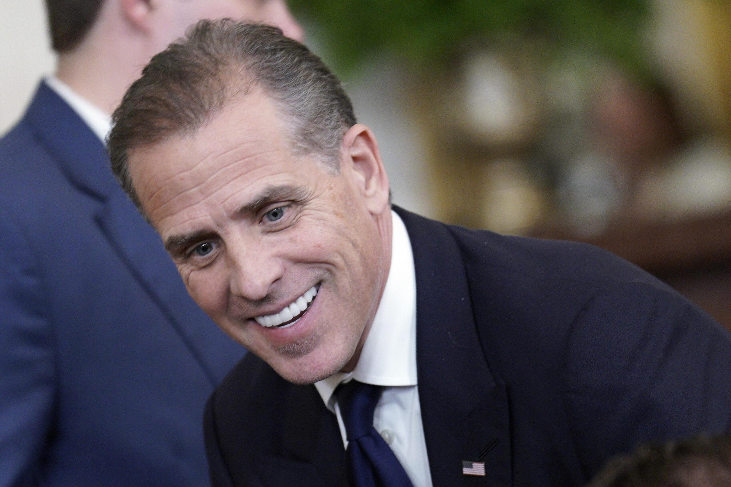 Processo Hunter Biden, il figlio del presidente Usa si dichiarerà colpevole: di che cosa è accusato?