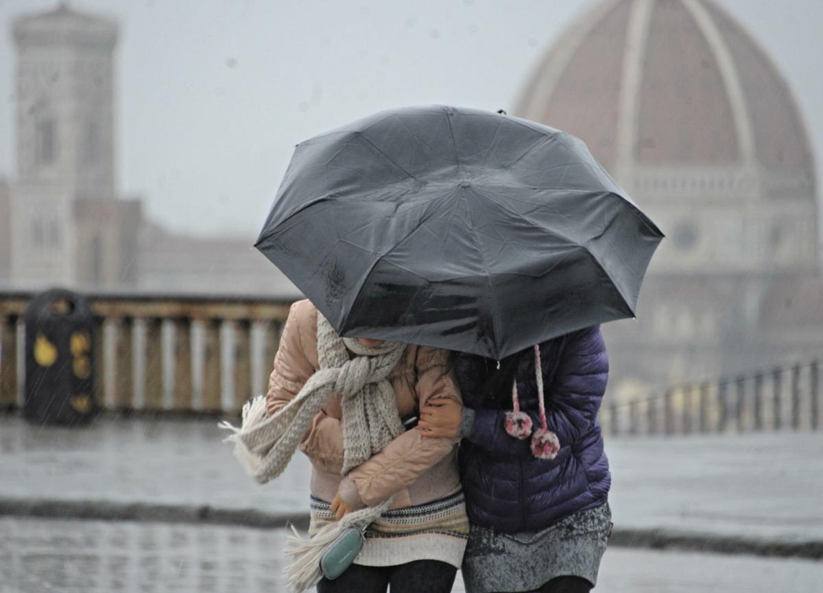 Maltempo, nuova l’allerta gialla in Toscana. Vento e mareggiate nel…