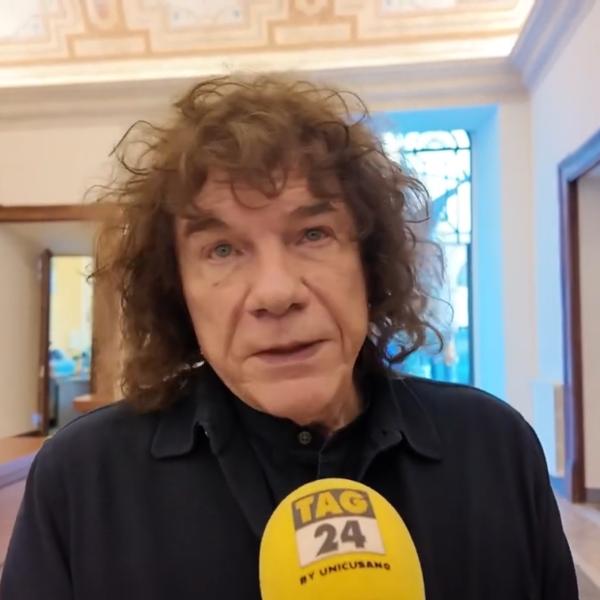 Riccardo Cocciante sul futuro della musica: “Sogno un premio per tutti i lavoratori, Sanremo non può catalizzare tutta l’industria. Bisogna avere il coraggio di innovare” | VIDEO