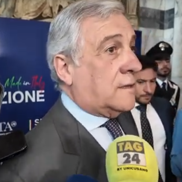 Processo Regeni, Tajani acido con il Pm Colaiocco: “Ostacoliamo l’arrivo dei testi egiziani? Mai, ma lui non spieghi a noi come si fa la politica dei visti…”|VIDEO