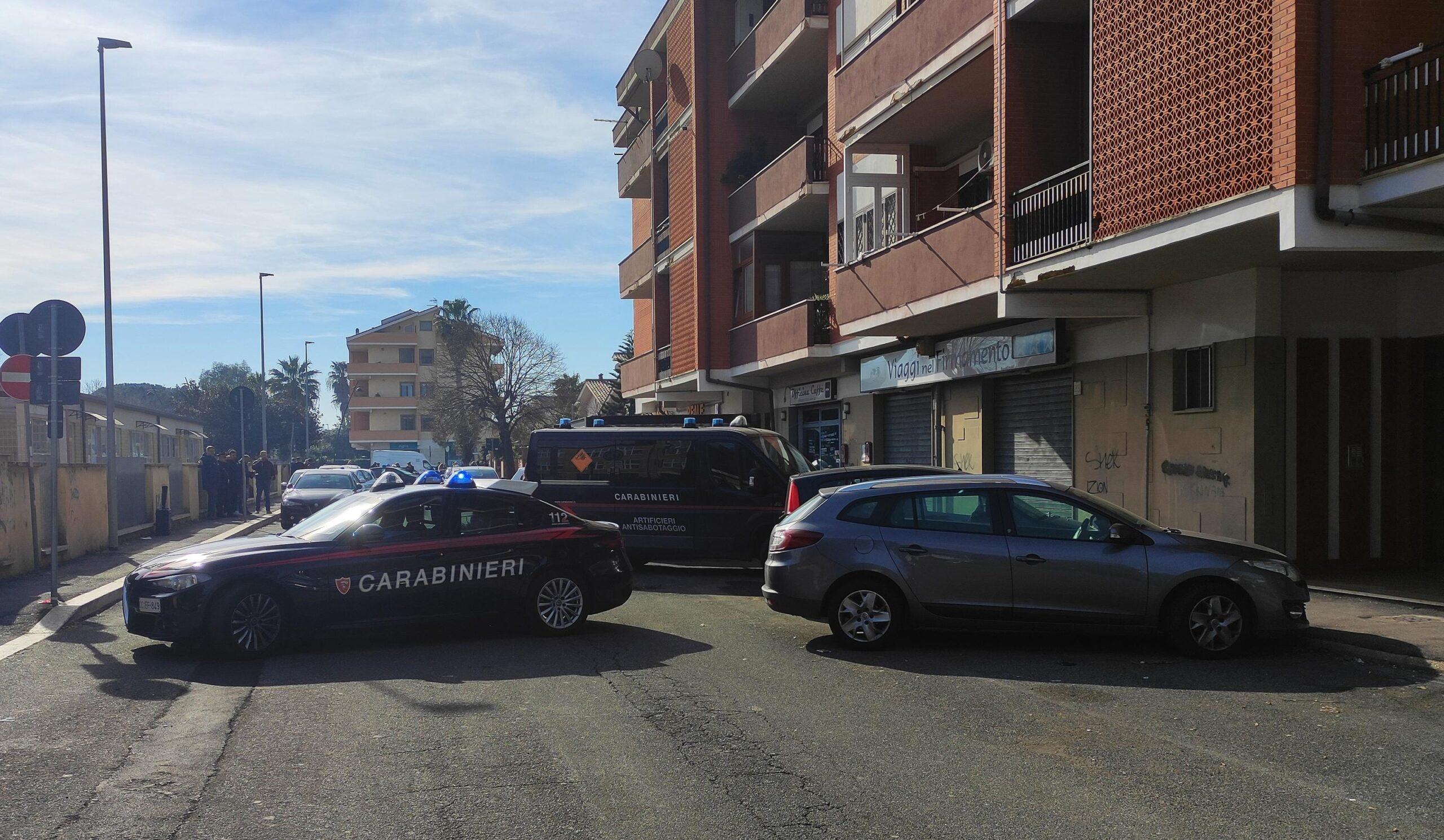 Bologna, violenta aggressione al proprietario di un bar per gelosia