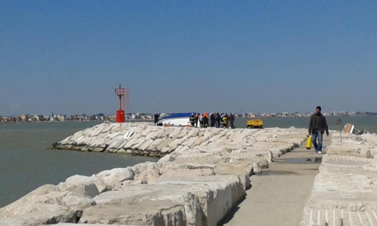 Rimini, ritrovato corpo di un pescatore: era scomparso domenica