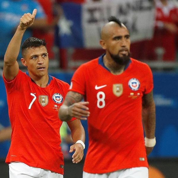 Vidal ad Alexis Sanchez: “Vai via dall’Inter, Inzaghi fa giocare quell’idiota e non te”