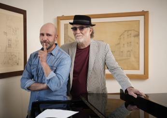 Checco Zalone e Francesco De Gregori presentano “Pastiche” a Milano: “Non volevamo lo scoop, ma fare musica”, e lo show è assicurato | FOTO