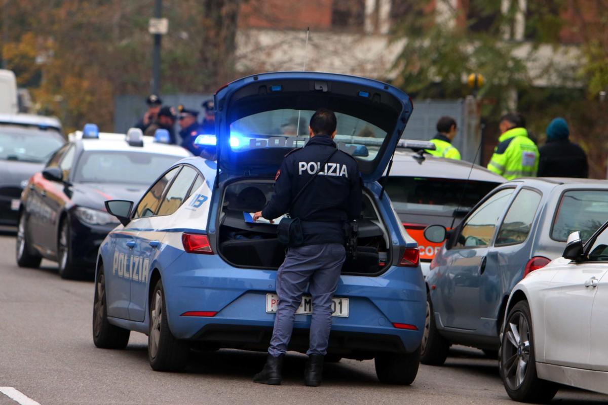 Femminicidio a Palermo, uomo uccide la compagna e si suicida: “Liti…